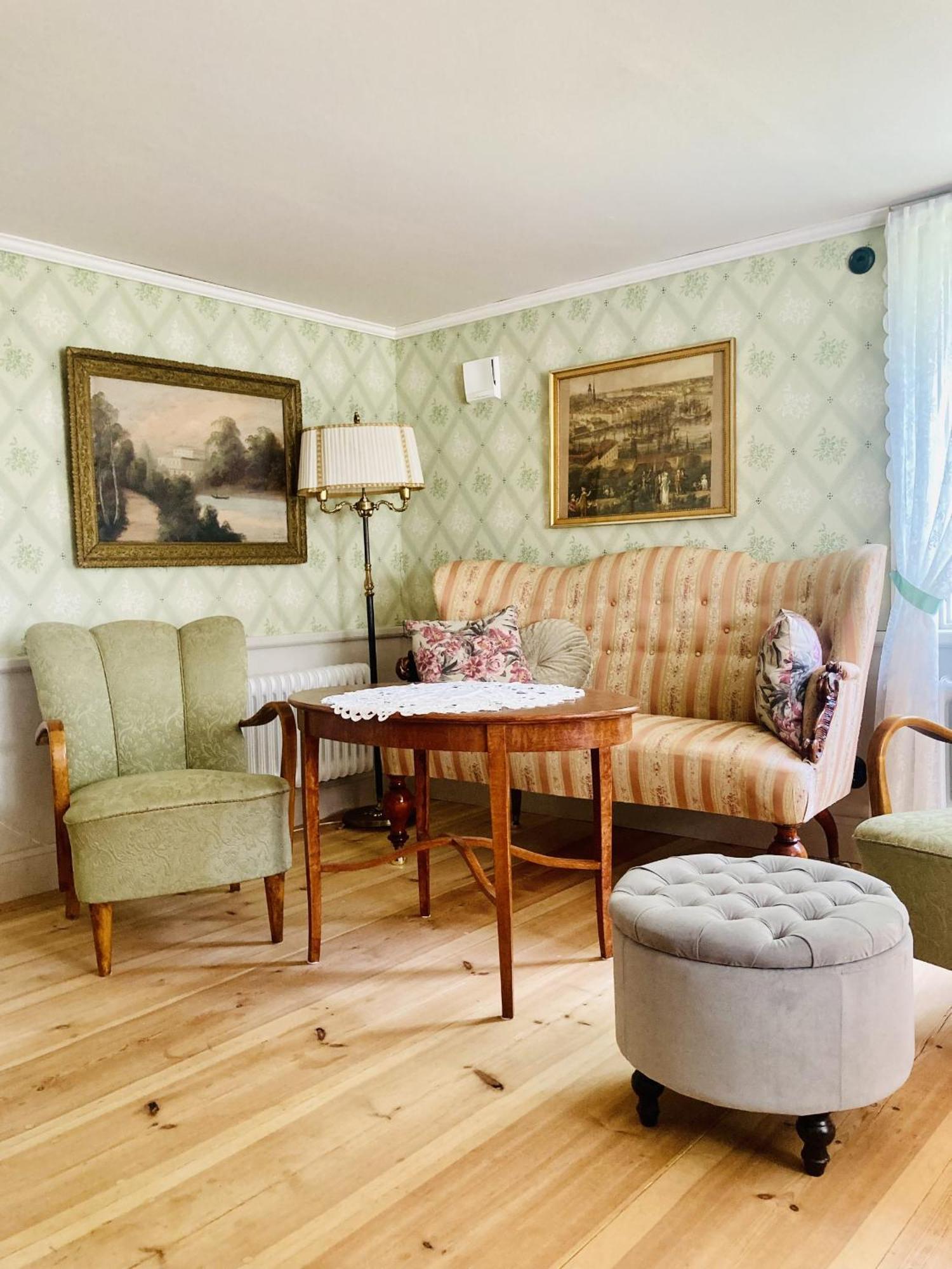 Thorstorps Gard B&B Soderkoping ภายนอก รูปภาพ