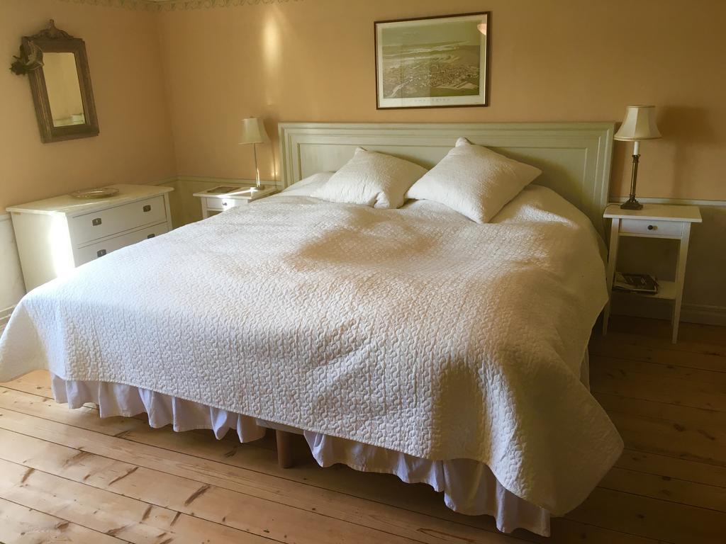 Thorstorps Gard B&B Soderkoping ภายนอก รูปภาพ